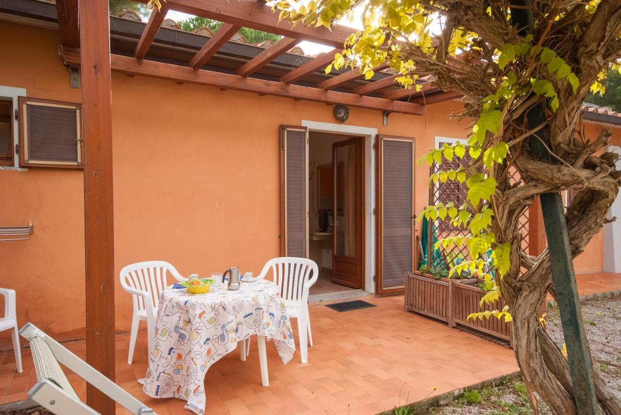 Residence Le Grazie Est Capoliveri  Extérieur photo