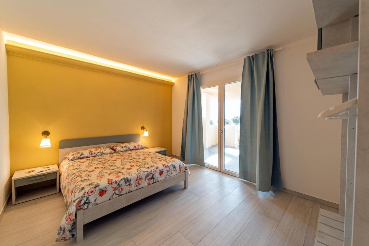 Residence Le Grazie Est Capoliveri  Extérieur photo